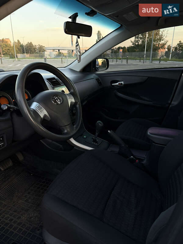 Седан Toyota Corolla 2008 в Харькове