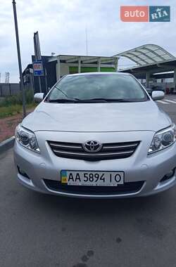 Седан Toyota Corolla 2008 в Києві