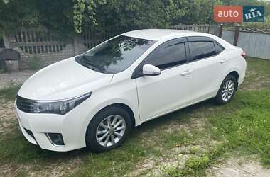 Седан Toyota Corolla 2014 в Киеве