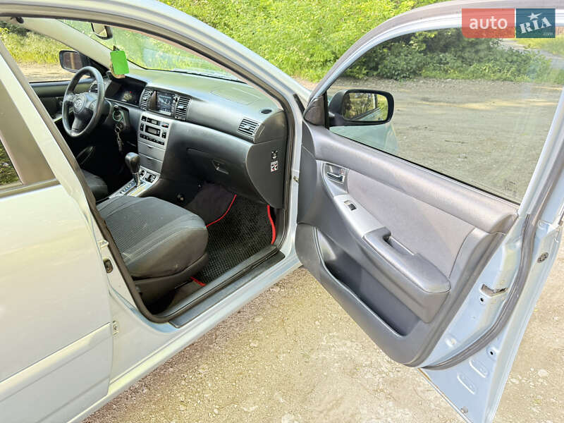 Седан Toyota Corolla 2005 в Запоріжжі