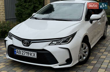Седан Toyota Corolla 2019 в Виннице
