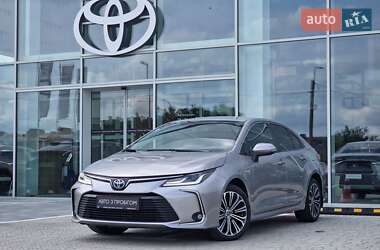 Седан Toyota Corolla 2019 в Ровно