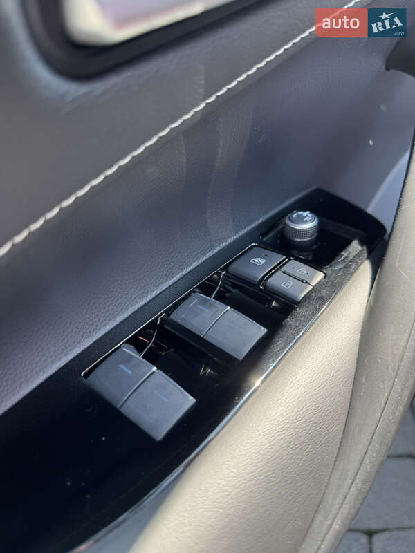 Хетчбек Toyota Corolla 2020 в Коломиї