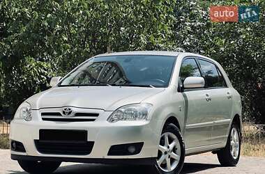 Хэтчбек Toyota Corolla 2006 в Одессе