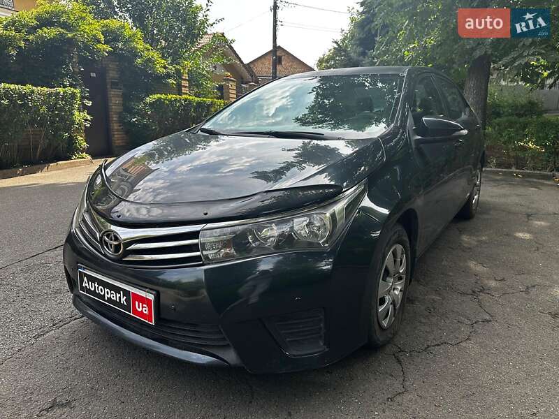 Toyota Corolla 2015
