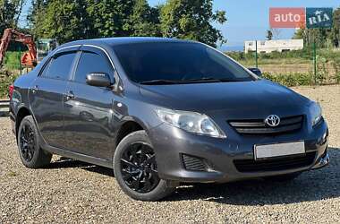 Седан Toyota Corolla 2008 в Стрию