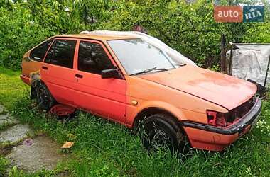 Лифтбек Toyota Corolla 1986 в 