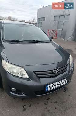 Седан Toyota Corolla 2008 в Краснограді