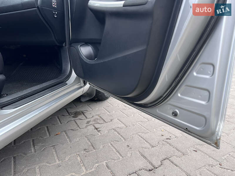 Седан Toyota Corolla 2008 в Львове