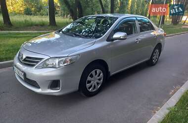 Седан Toyota Corolla 2012 в Чернігові