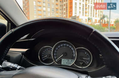 Седан Toyota Corolla 2014 в 