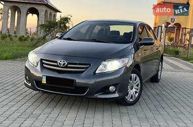 Седан Toyota Corolla 2008 в Мукачевому