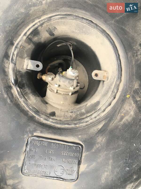 Седан Toyota Corolla 2013 в Києві