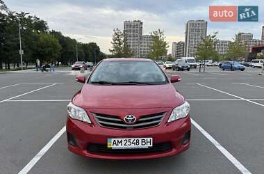 Седан Toyota Corolla 2012 в Киеве