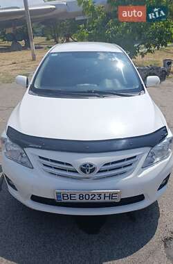 Седан Toyota Corolla 2013 в Николаеве