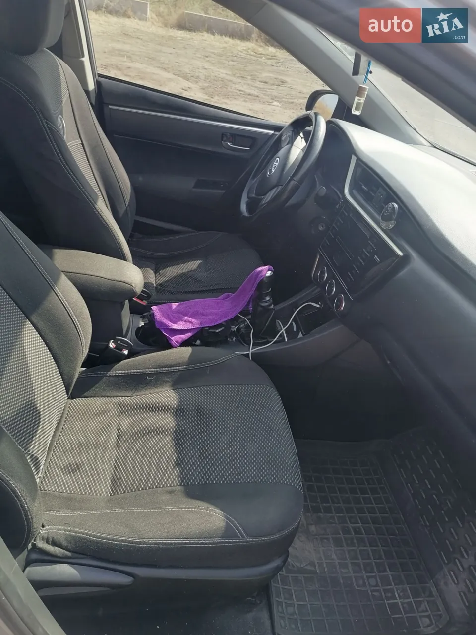 2017 Toyota Corolla - мініатюра 21