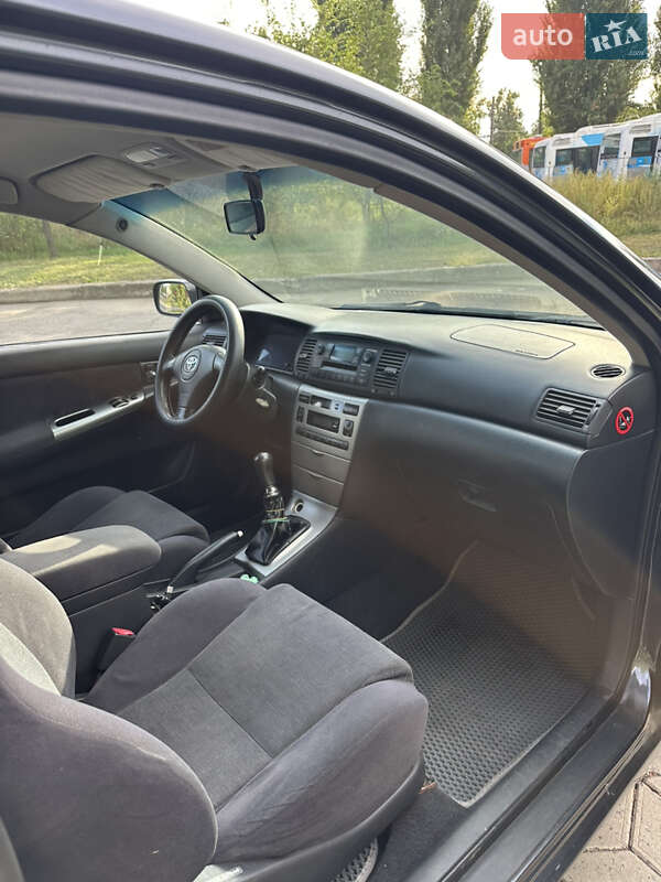 Хэтчбек Toyota Corolla 2002 в Кременчуге