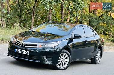 Седан Toyota Corolla 2016 в Харкові