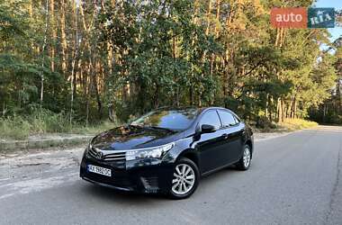 Седан Toyota Corolla 2016 в 
