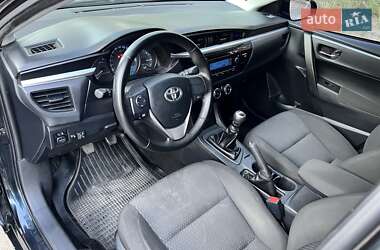 Седан Toyota Corolla 2016 в 