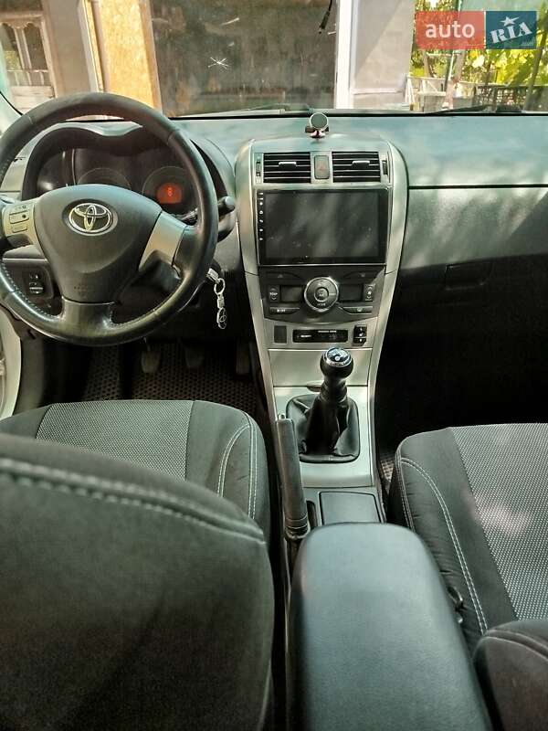 Седан Toyota Corolla 2006 в Измаиле фото 5 Седан Toyota Corolla 2006 в Измаиле