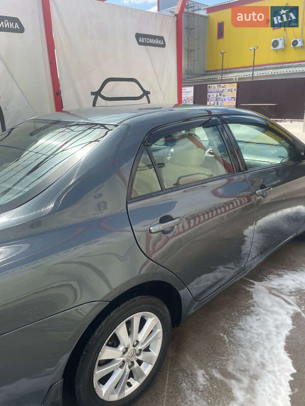 Седан Toyota Corolla 2008 в Сумах