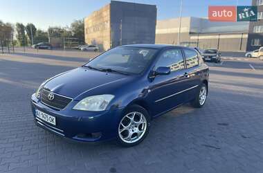 Хэтчбек Toyota Corolla 2004 в Киеве