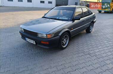 Лифтбек Toyota Corolla 1988 в Хмельницком