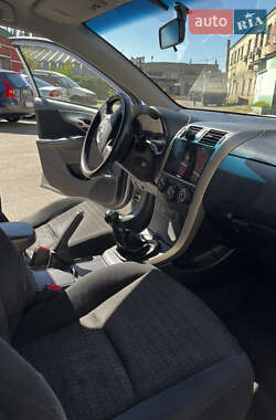 Седан Toyota Corolla 2008 в 