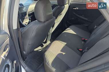 Седан Toyota Corolla 2011 в 