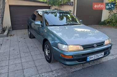 Седан Toyota Corolla 1995 в Одессе
