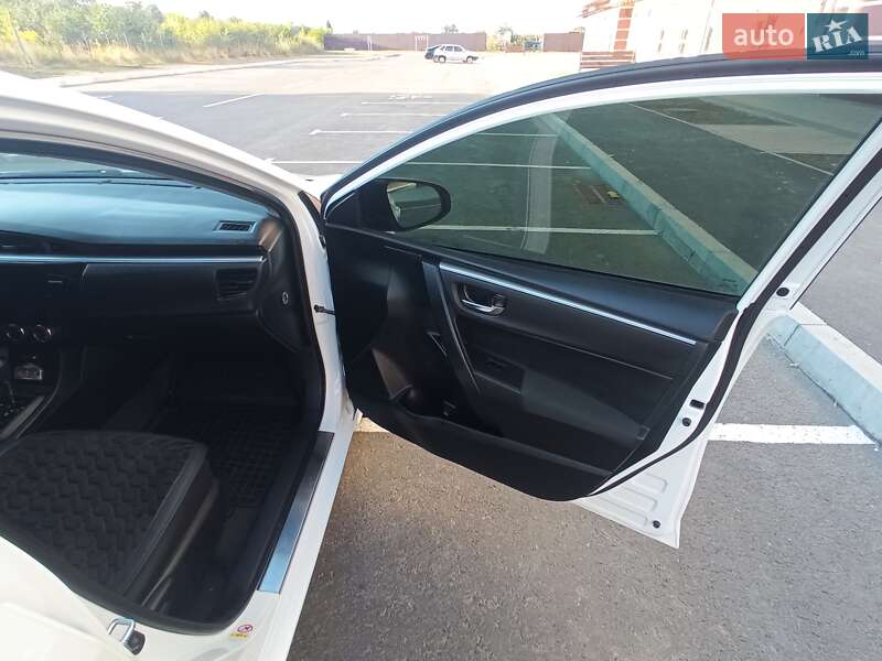 Седан Toyota Corolla 2014 в Умани фото 16 Седан Toyota Corolla 2014 в Умани