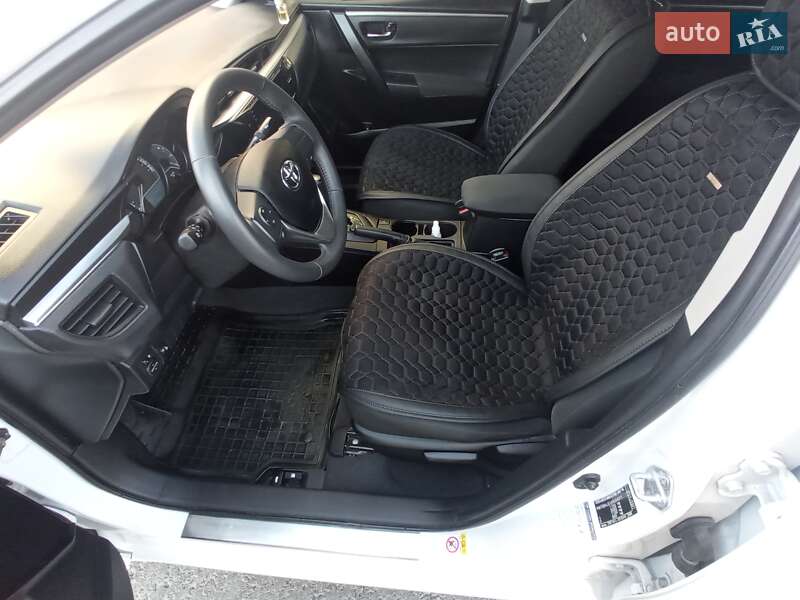 Седан Toyota Corolla 2014 в Умани фото 13 Седан Toyota Corolla 2014 в Умани