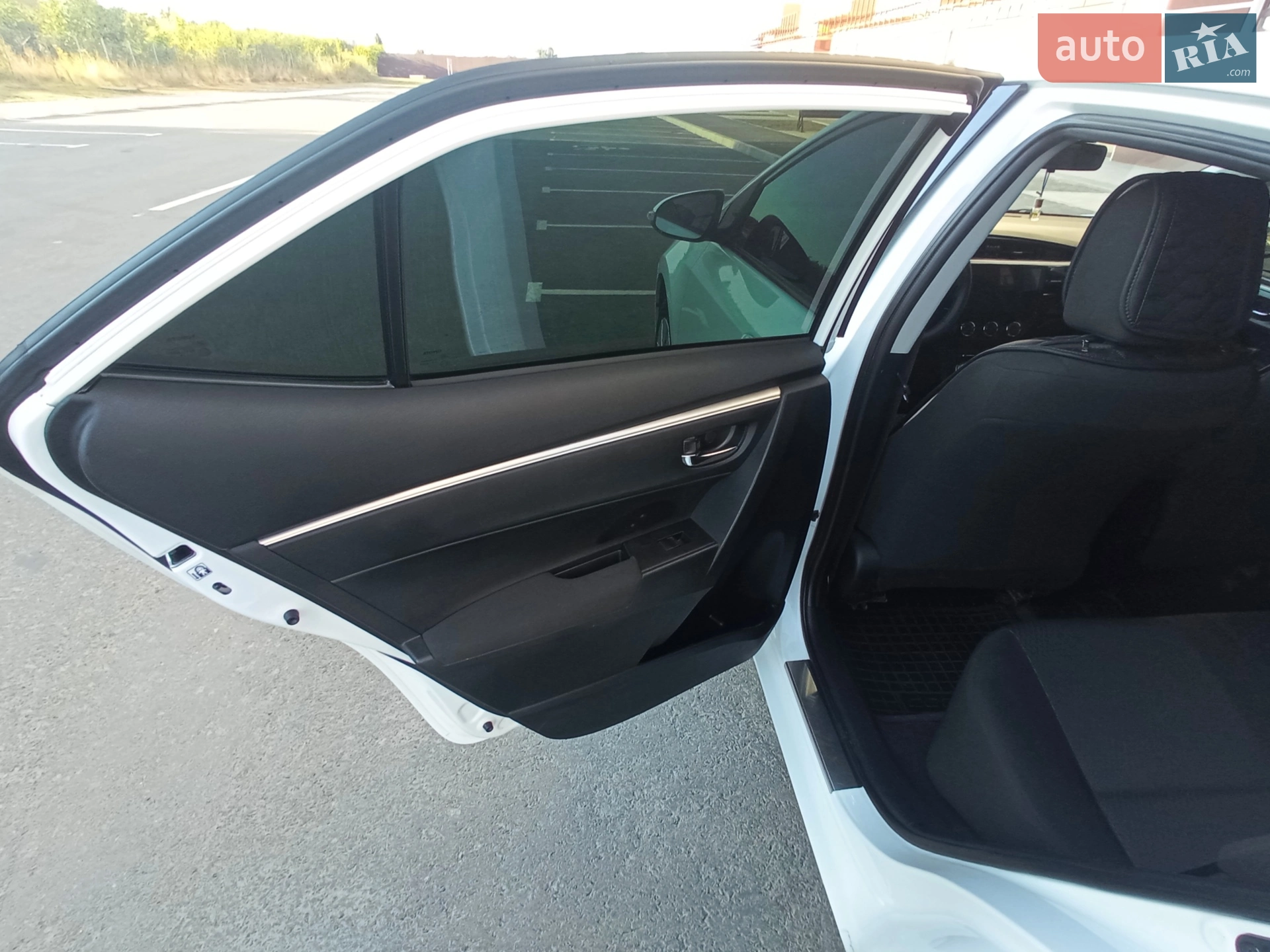 2014 Toyota Corolla - мініатюра 18