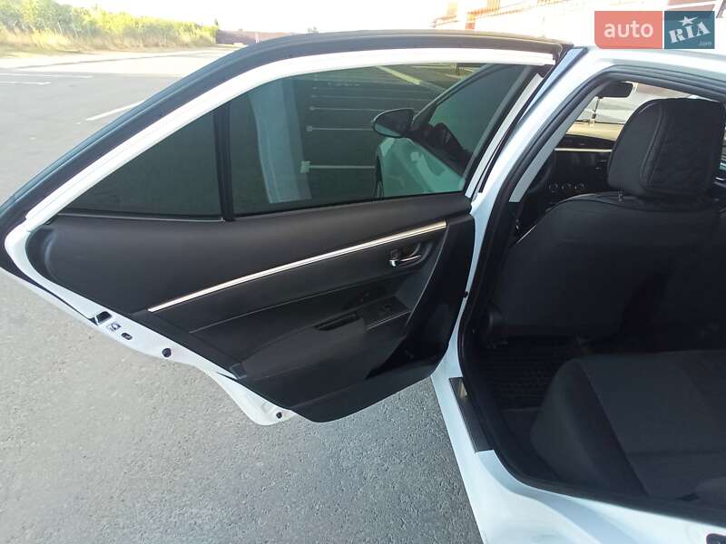 Седан Toyota Corolla 2014 в Умани фото 18 Седан Toyota Corolla 2014 в Умани