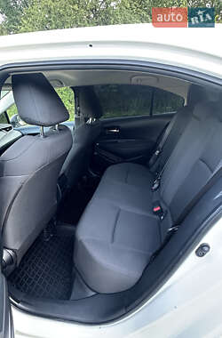 Седан Toyota Corolla 2019 в 