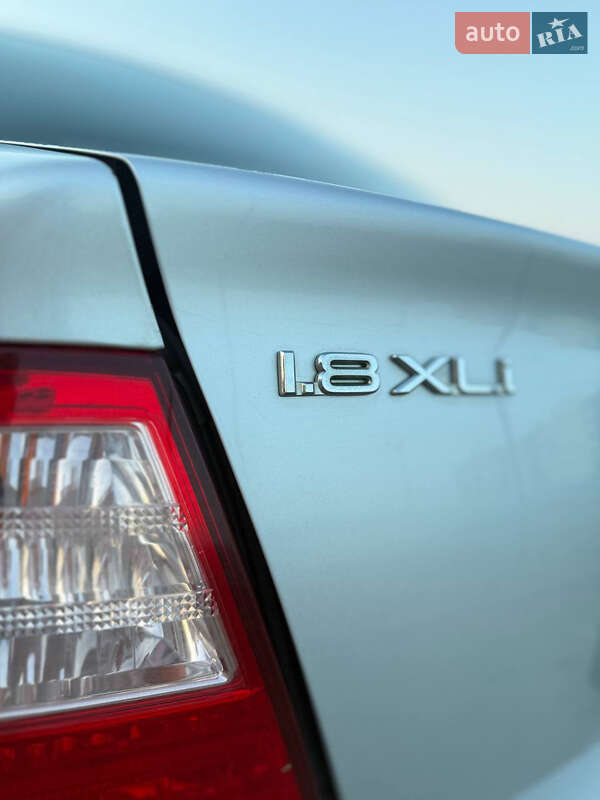 Седан Toyota Corolla 2007 в Одесі