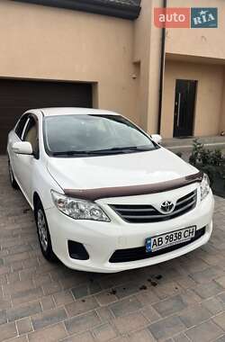 Седан Toyota Corolla 2010 в 