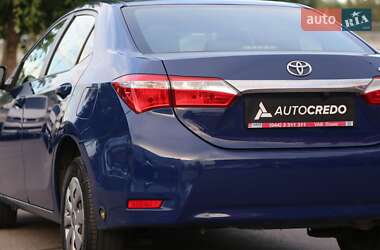 Седан Toyota Corolla 2016 в 
