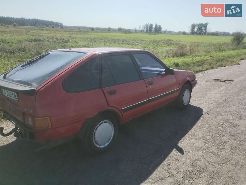 Лифтбек Toyota Corolla 1987 в Черкассах