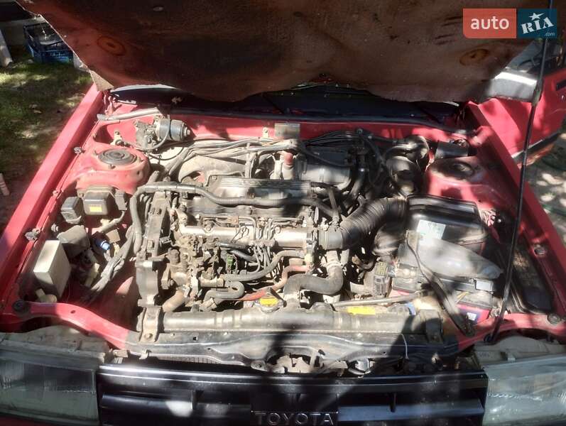 Лифтбек Toyota Corolla 1987 в Черкассах
