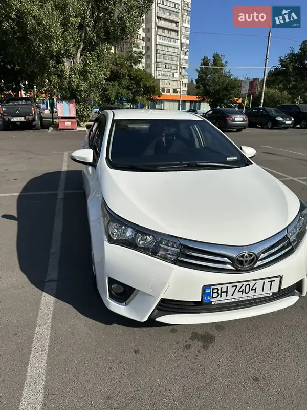 Toyota Corolla 2015