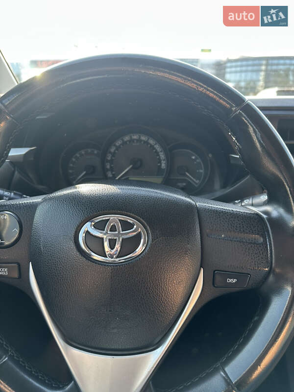 Седан Toyota Corolla 2015 в Одессе фото 17 Седан Toyota Corolla 2015 в Одессе
