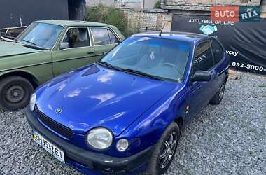 Хэтчбек Toyota Corolla 1998 в 