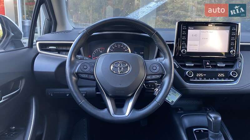 Седан Toyota Corolla 2020 в Одессе