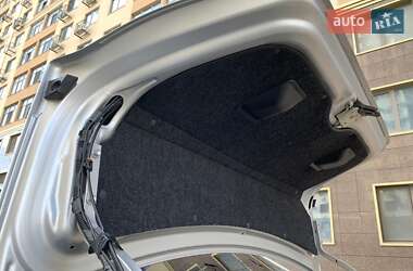 Седан Toyota Corolla 2006 в 