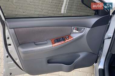 Седан Toyota Corolla 2006 в 