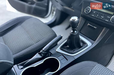 Седан Toyota Corolla 2014 в 