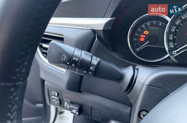 Седан Toyota Corolla 2014 в 