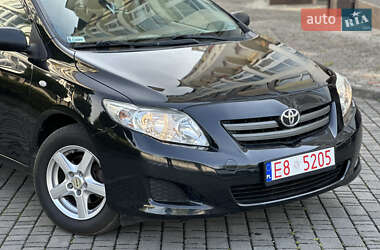 Седан Toyota Corolla 2009 в 